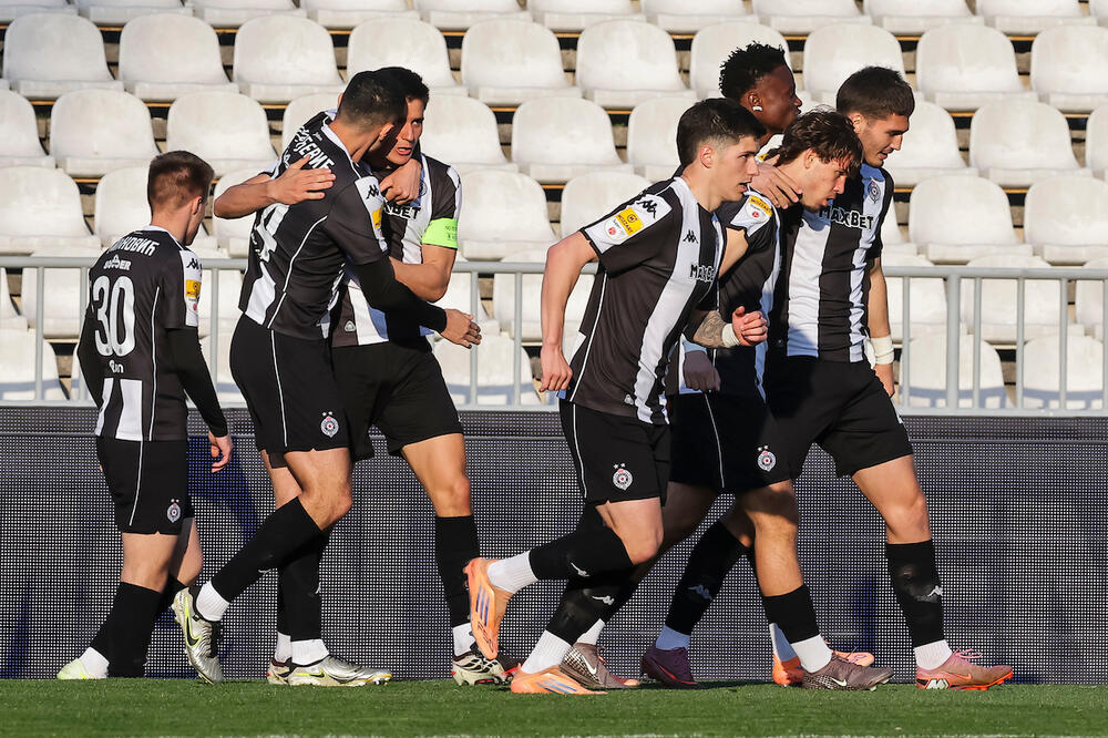 Partizan pobedio TSC, ali imaće Srđan Blagojević dosta posla (Video)
