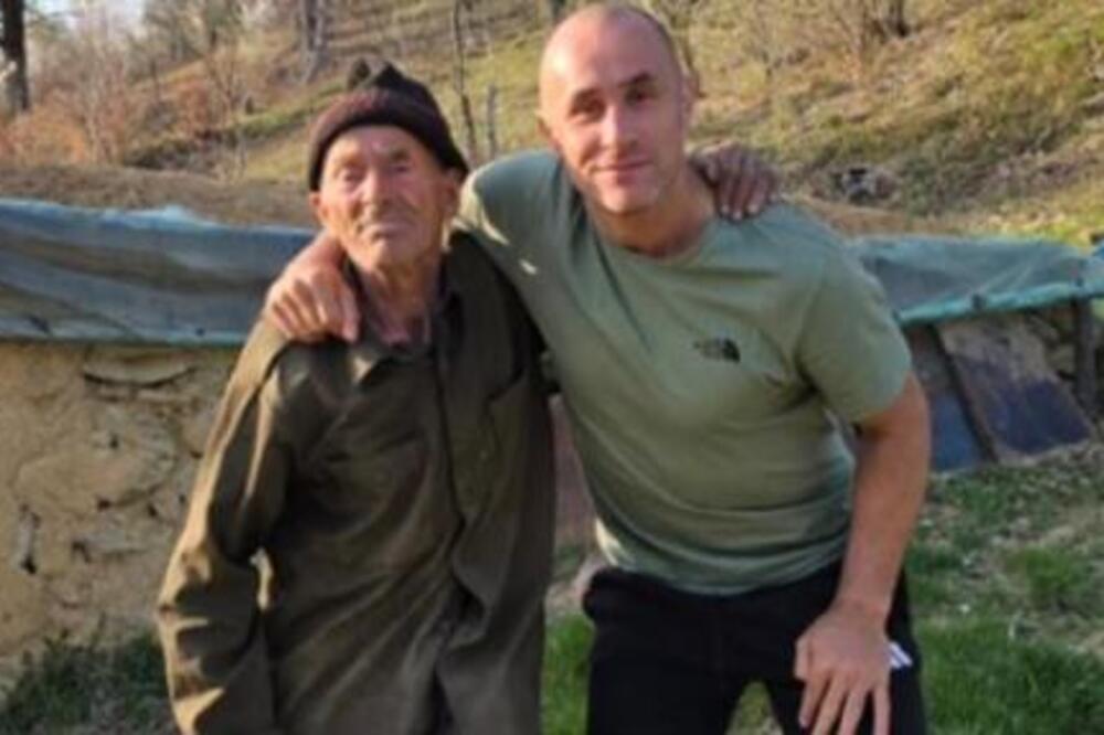 Deka koji živi pod zemljom 33 godine dobija novi dom: Cela Srbija je plakala, humanitarac Marko objavio lepe vesti