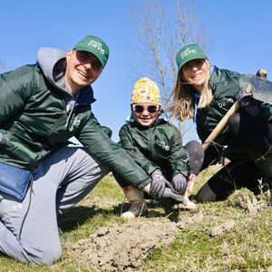 Projekat &bdquo;Zasadi drvo&ldquo; premašio veliku brojku i nastavlja da povezuje institucije, kompanije i građane u akcijama