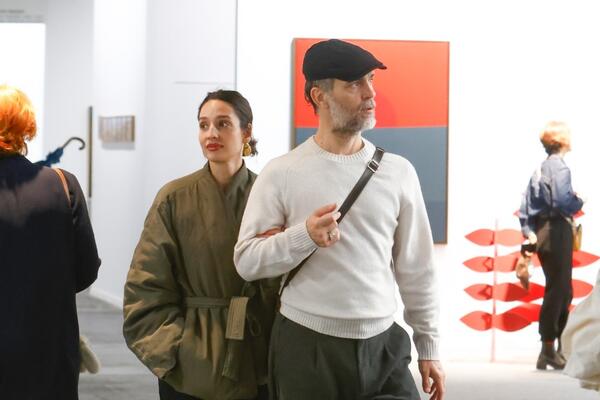 GLUMAC KOG OBOŽAVATE VOLI NAŠU ŽENU! Lepotica iz Svilajnca i zvezda serije iz Španije u vezi GODINAMA, CURE DETALJI