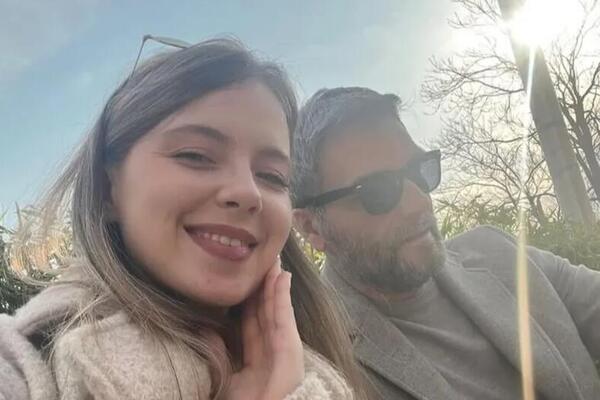 Naš čuveni glumac verio 23 godine mlađu studentkinju: Stariji je od njenih roditelja, ali to nije najveći problem