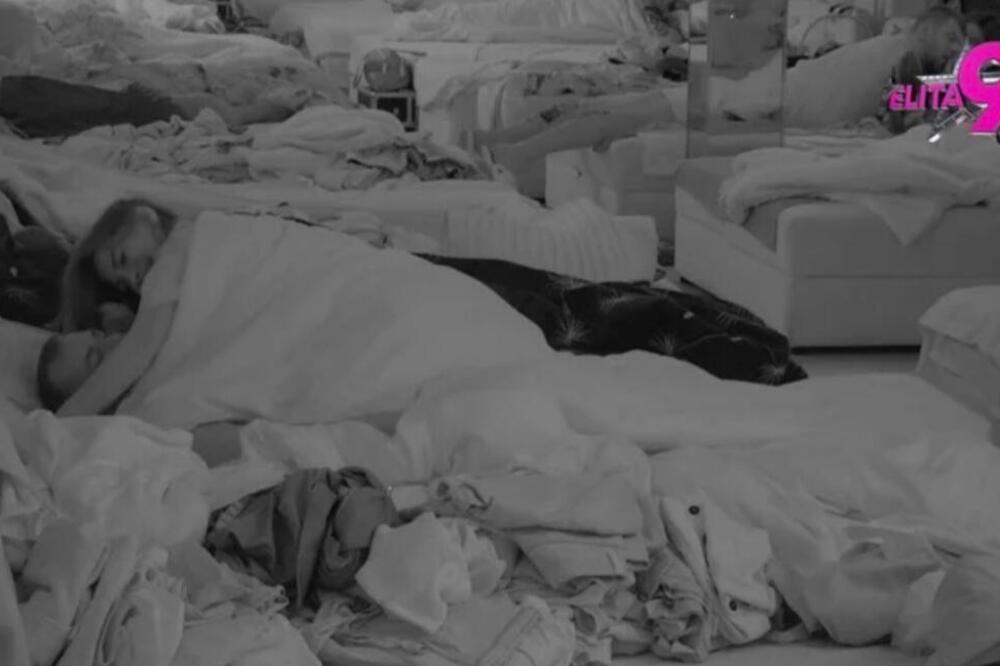 ISPLIVAO SNIMAK ŽESTOKE AKCIJE SINA ZLATE PETROVIĆ! Kamera sve snimala - EVO KAKO TO RADI SA PETIM PO REDU