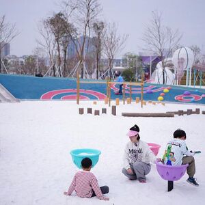 Kina izdala smernice za razvoj društva po meri dece