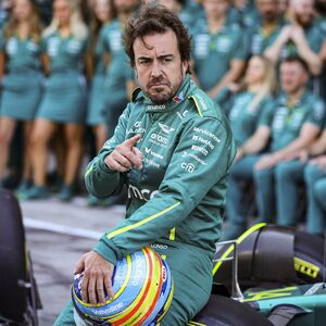 Aston Martin se raspada kao Formula 1 od Lego kocaka: Alonso neće da vozi u SP baterija, kao u električnoj stolici!