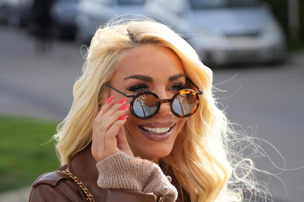 POSLE SVAĐE SA DRAGOMIROM U EMISIJI OKRENULA DRUGI LIST! Voditeljka i miljenica Srba oštro o Srbinu - PRETERAO JE!