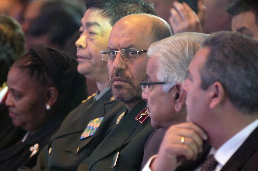 ON ĆE ZAMENITI LARIDŽANIJA! Imenovan novi VLADAR IRANA IZ SENKE, dobro pogledajte KO JE U PITANJU!