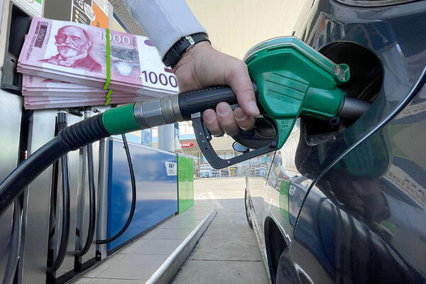 Cene nafte i gasa divljaju iz sata u sat, donose se hitne mere: Srbija pušta rezerve!