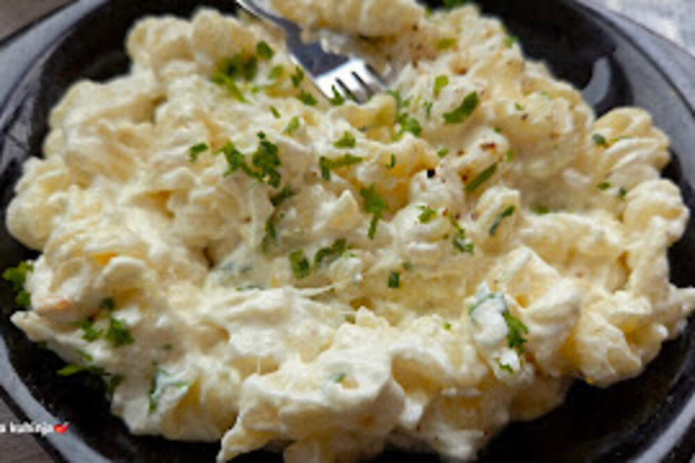 Najkremastija bela pasta sa pavlakom i kačkavaljem: Baka otkriva tajnu savršenog ukusa, majstorski obrok