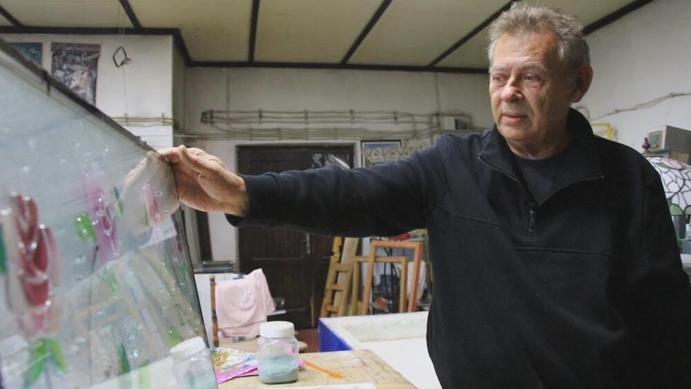 Vitraže sa Zlatibora krase državničke palate, dvorce na Baltiku: Velimirovo "tifani staklo" obišlo svet!