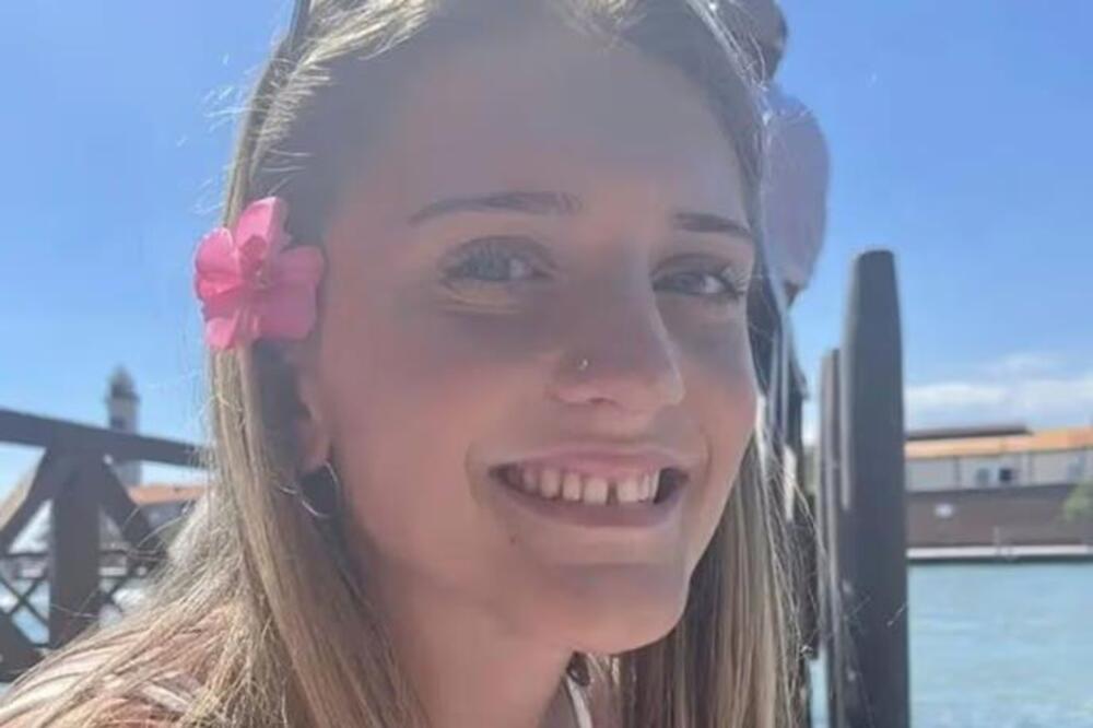 "BOLEST JE ODNELA ZA MANJE OD 12 SATI, OVO SU BILI PRVI SIMPTOMI" Maturantkinja umrla od SMRTONOSNE INFEKCIJE!