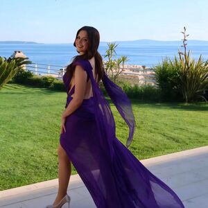 VOJNA ZAKLETVA PRETVORENA U CIRKUS! Tompsonova ćerka OBUKLA UNIFORMU, region ZANEMEO OD ŠOKA KAD JE VIDEO...