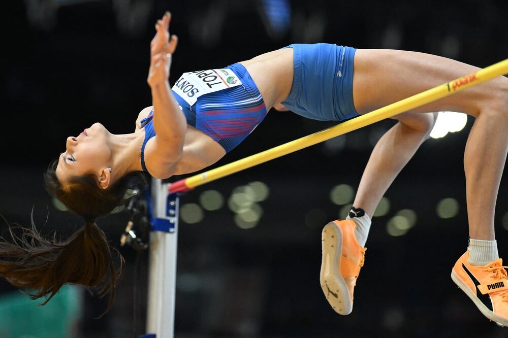 Angelina Topić je vicešampionka sveta! (Foto)
