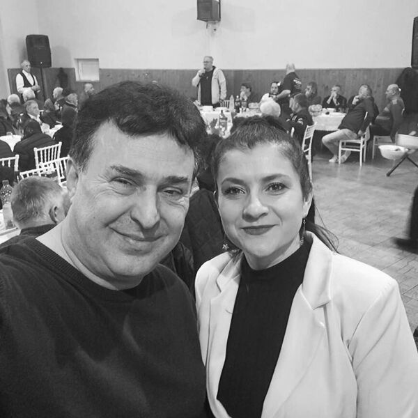 "ZAŠTO? A TREBALI SMO DA..." UMRO SRPSKI PEVAČ! Za par dana imao zakazan NASTUP S NJOM