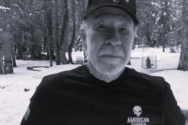 IZNENADA UMRO ČAK NORIS