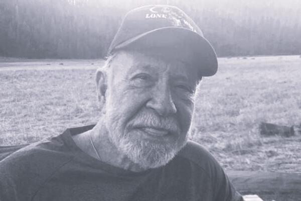 KRIJU DETALJE SMRTI? Oglasila se porodica Čaka Norisa, jedna stvar u saopštenju nije jasna