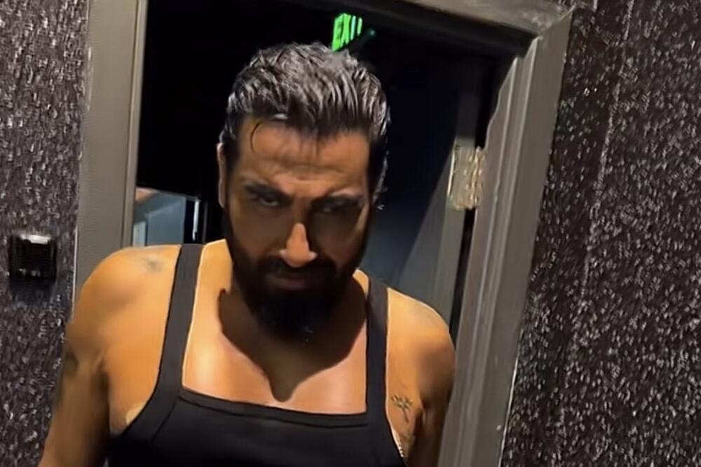 POKAZAO SILIKONE NA CECINOM NASTUPU! Azis šokirao kad je URADIO GRUDI - uporedili smo NEKAD i SAD, REZULTAT JE ŠOK