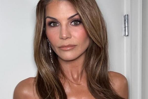 MA, BRE, OVO JE NEMOGUĆE! Ljudi imaju ozbiljan problem da pogode koliko godina ima glumica - POGREŠIĆETE I VI!