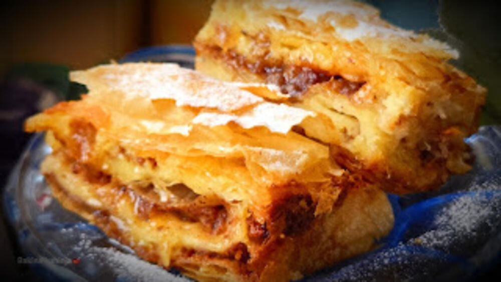 Sočna pita koju ćete tamaniti: Domaćinski specijalitet kojem niko neće odoleti, jedno parče biće vam malo