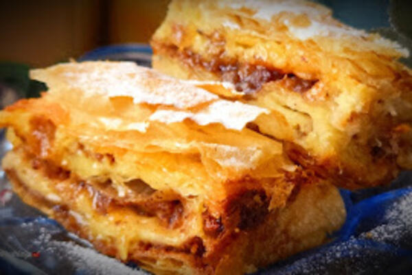 Sočna pita koju ćete tamaniti: Domaćinski specijalitet kojem niko neće odoleti, jedno parče biće vam malo