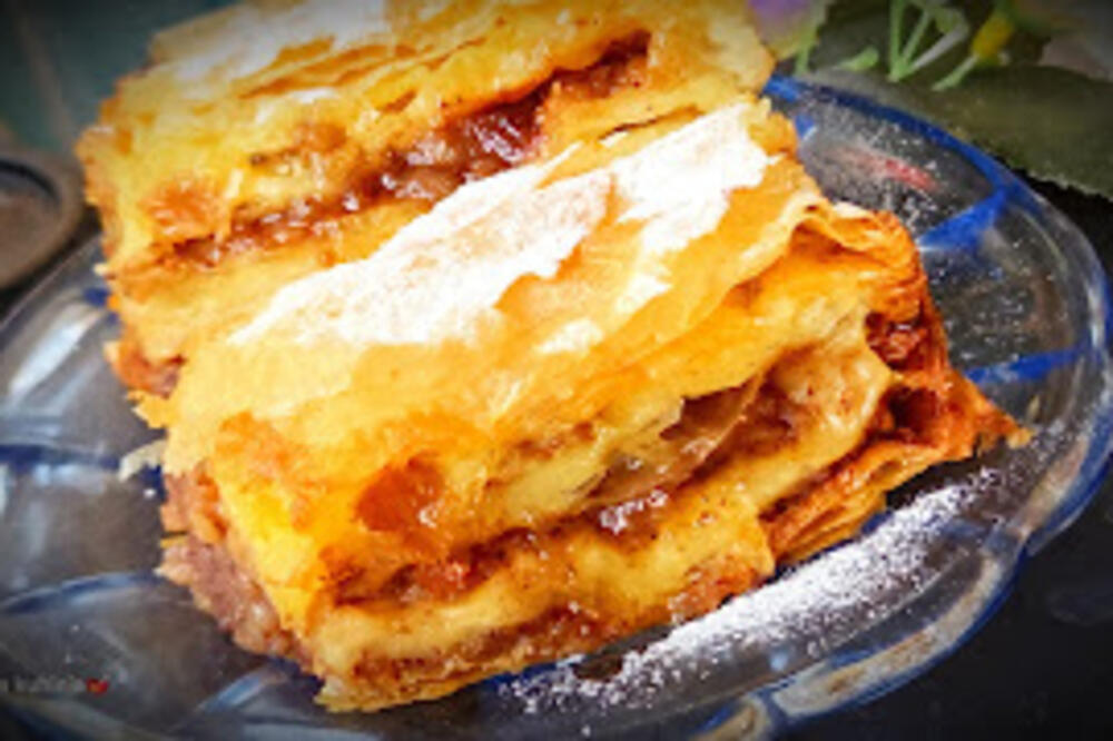 Ova slatka pita je lepša od svake torte: Jeftina, a toliko ukusna da nećete stati na samo jednom parčetu