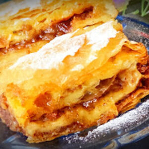 Ova slatka pita je lepša od svake torte: Jeftina, a toliko ukusna da nećete stati na samo jednom parčetu