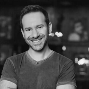 KO JE BIO VLASNIK ONLY FANS KOJI JE UMRO U 43 GODINI? Izbegavao je javnost, a evo kako je ZGRNUO SILNE MILIJARDE!