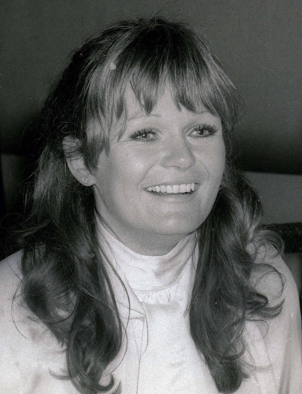 NAPUSTILA NAS JE JOŠ JEDNA LEGENDA! Umrla glumica nakon 10 godina borbe sa Parkinsonovom bolešću