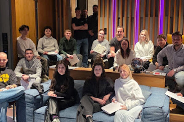 Spoj tradicije i modernog zvuka u studiju Ace Sofronijevića