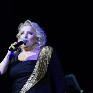 KO JE MAJKA SNEŽANE ĐURIŠIĆ? Celu Srbiju oduševila kada se pojavila u emisiji, od nje je pevačica nasledila talenat