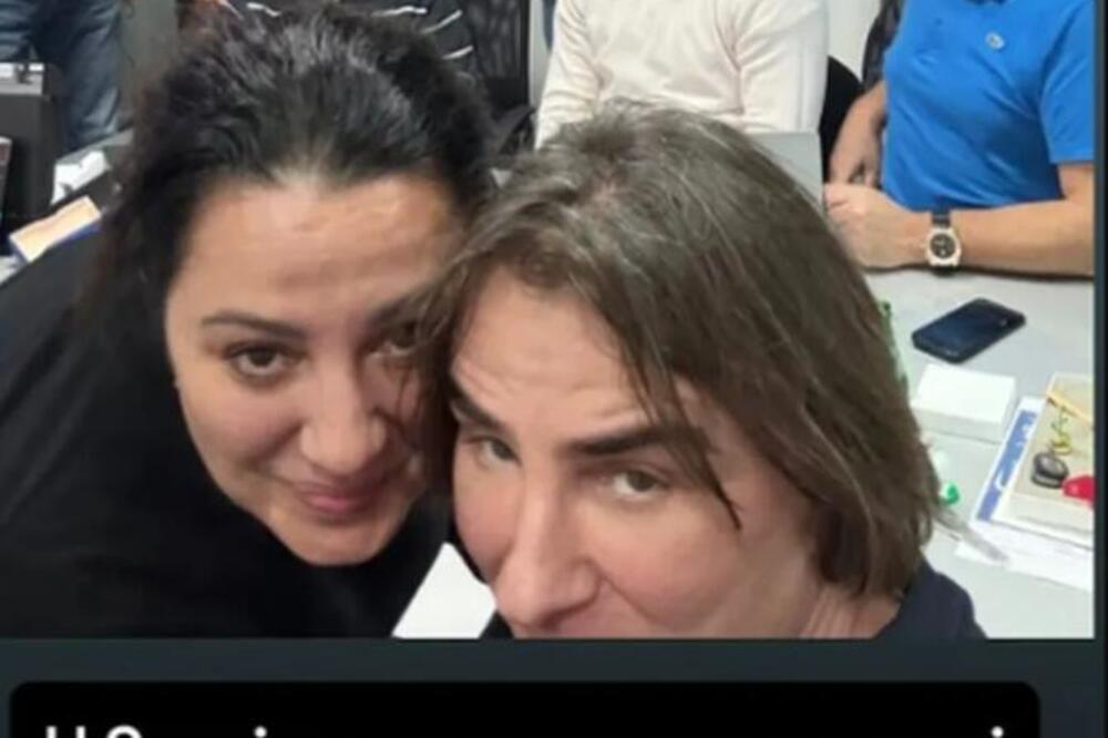 GRUPNA FOTOGRAFIJA VLASNIKA PINK IMPERIJE ZAPALILA MREŽE! Na njoj DVA KONTROVERZNA LICA - ŠTA SE TU KRČKA?