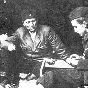 OVU LJUBAVNICU TITO JE POKOPAO U DVORIŠTU NA DEDINJU! Nije se dopala DRUGOVIMA, kad je UMRLA on hteo da je...