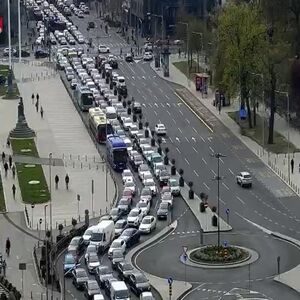 UŽASNA GUŽVA U CENTRU BEOGRADA! Kolona od Tašmajdana do Brankove ulice, sudar u Terazijskom tunelu napravio KOLAPS