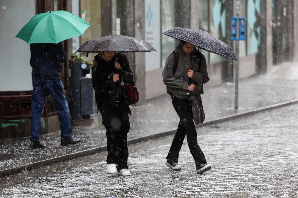 Od večeras se menja vreme u Srbiji, sručiće se silna kiša, a onda stiže i do 30 cm snega! 19 stepeni u 12 sati, šok