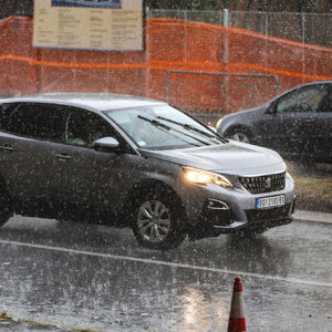 U ovim delovima Srbije će pasti 60 mm kiše: Sprema se neviđeni potop, vetar će OVDE udarati jačinom od 80 km/h