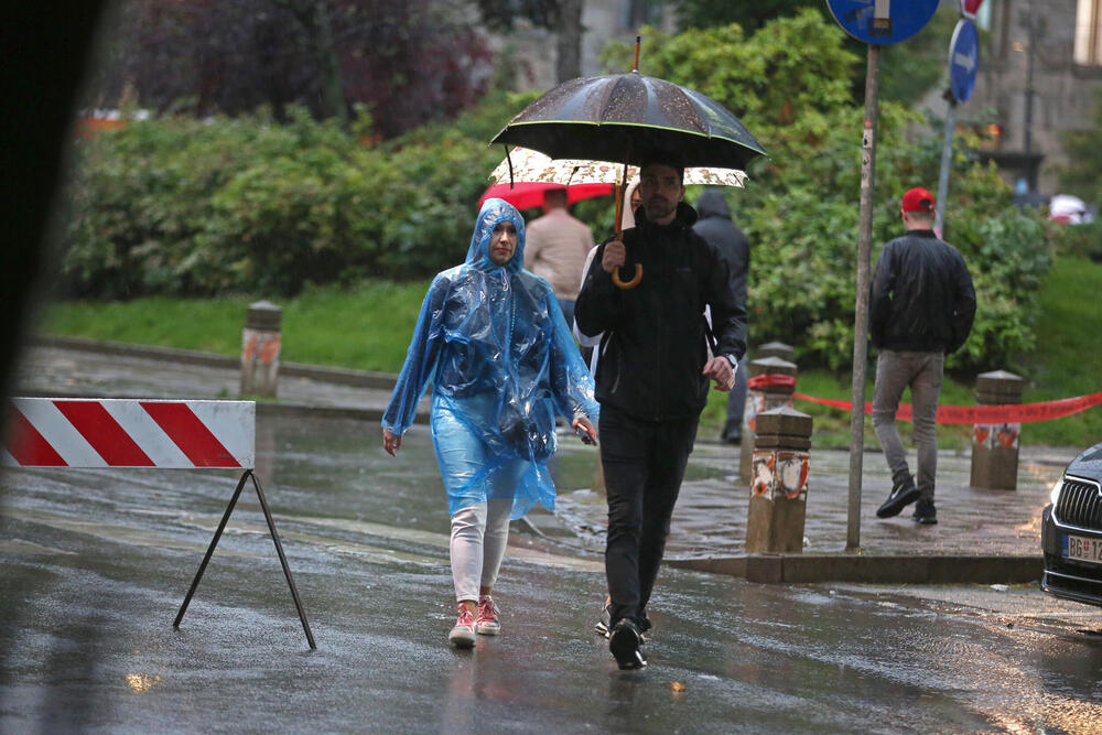 RHMZ samo niže upozorenja, čeka nas pravi haos: Evo do kada će tačno trajati padavine, spremite se