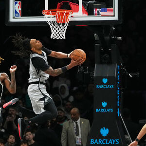 Hendriksu se još uvek vrti u glavi! Imamo zakucavanje godine, kakva majstorija! (VIDEO)