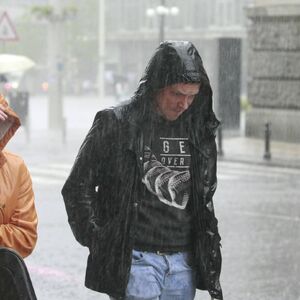 Od proleća i dalje ništa: Pljuskovi i sneg ceo dan padaju po Srbiji, a evo kakvo nas vreme tek čeka tokom noći!