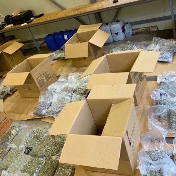 KRIO U KAMIONU 90 KILOGRAMA DROGE: Policija uhapsila dilera iz Ivanjice u Šidu (FOTO)