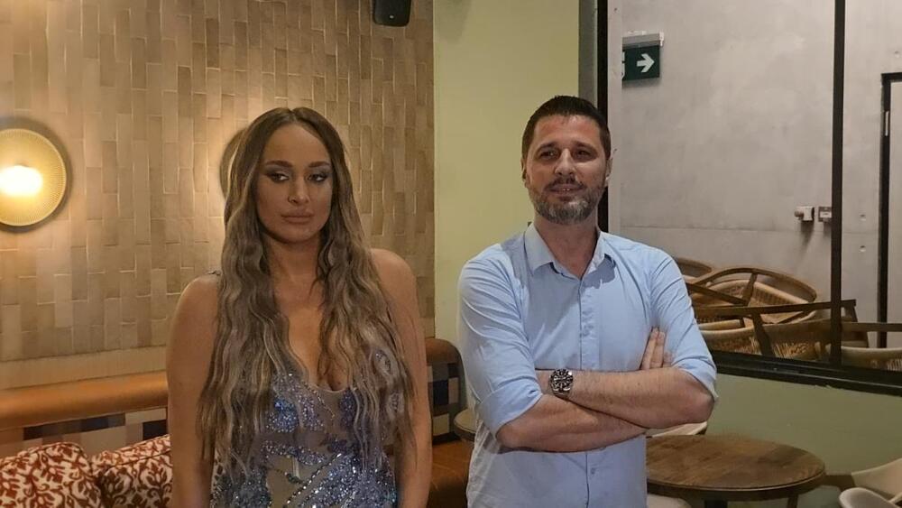 U 30-OJ NAUČILA DA LJUŠTI KRASTAVAC! Nakon što se jedva spasila sa Maldiva, pravi GALA SLAVLJE - ovo je povod