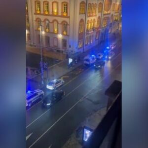 Devojka se bacila sa 5. sprata Filozofskog fakulteta u Beogradu: Preminula na licu mesta, istraga u toku!