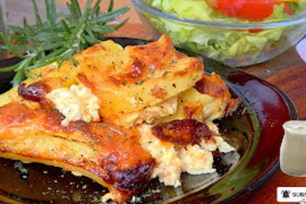 Pečeni preliveni krompir: Ovom jelu neće niko odoleti, spremite specijalitet od kojeg ide voda na usta