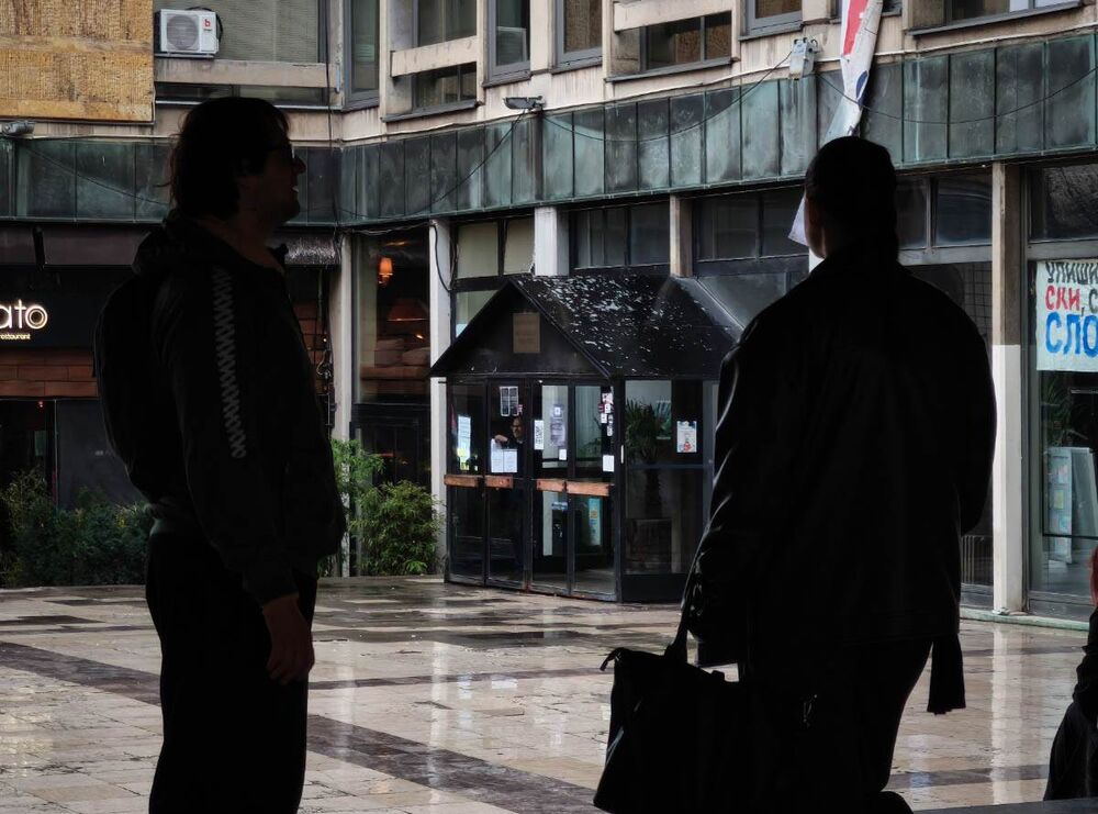 Filozofski fakultet, Samoubistvo