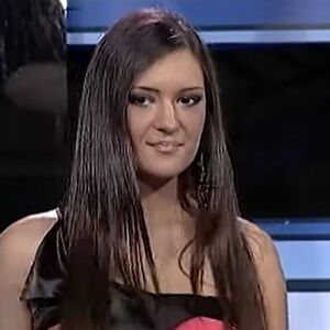 CELA SRBIJA PEVALA NJENE PESMA, A KAD VIDITE ŠTA SAD RADI ZAČUDIĆETE SE: Da je sretnete samo biste prošli pored nje