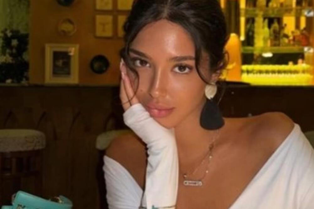 NAPUSTILA DOM OD 900 KVADRATA! Ćerka Harisa Džinovića glavna tema - dramatičnim gestom sve zamenila!