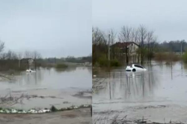 SVAKE GODINE ISTO! Velika bujica u Prijedoru: Meštanima voda stigla "do grla", mladić se jedva IZVUKAO!