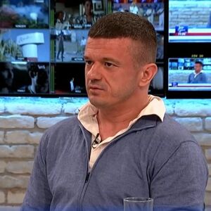 SKINUO SE TIGAR I POKAZAO ČIME RASPOLAŽE! Mišići isklesani, sve se ocrtava, a odmah je reagovala i Jovana (FOTO)