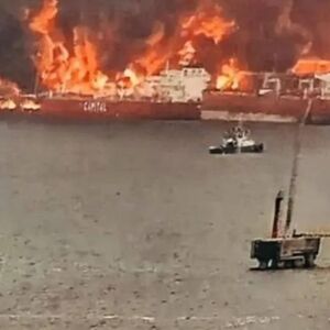 Ukrajinci razvalili ključnu Putinovu luku: Plamen do neba, pogledajte eksplozivni snimak! (VIDEO)