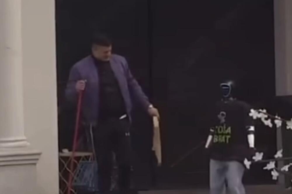 PLAKANJE OD SMEHA! Pogledajte samo kako je Toša nasamario TERZU, orilo se na Pinku - snimak ćete vratiti više puta