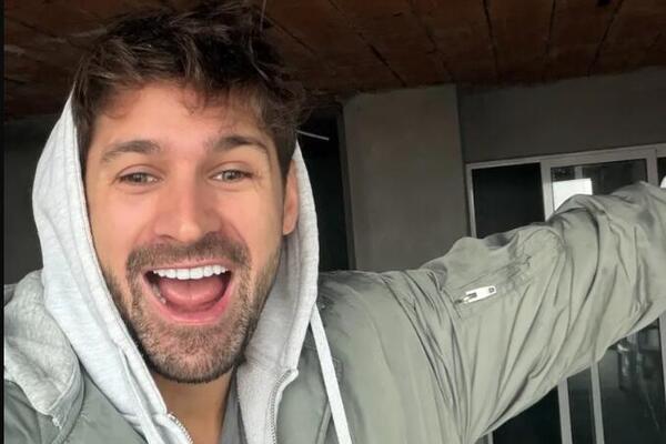 UZIMAO NOVAC NA TUĐIM PESAMAMA, PA ZARADIO ZA STAN! Poznati BLIZANAC se konačno SKUĆIO! Tu su i prve slike