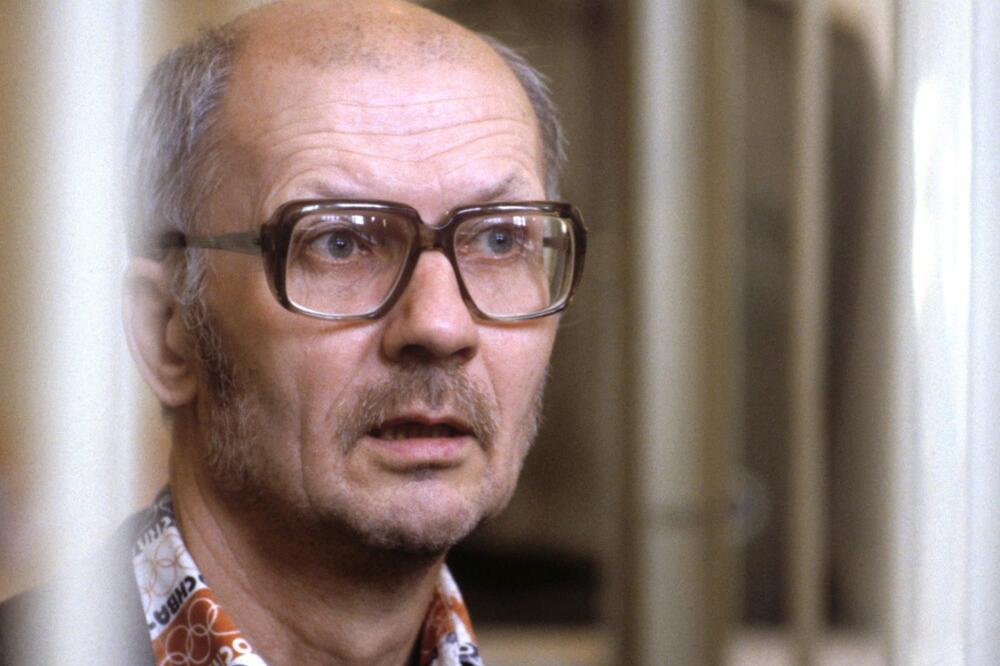 ANDREJ JE NA SUD DOVEDEN U ČELIČNOM KAVEZU, ono što je radio LEDI KRV U ŽILAMA! Sejao je TEROR VIŠE OD DECENIJE!